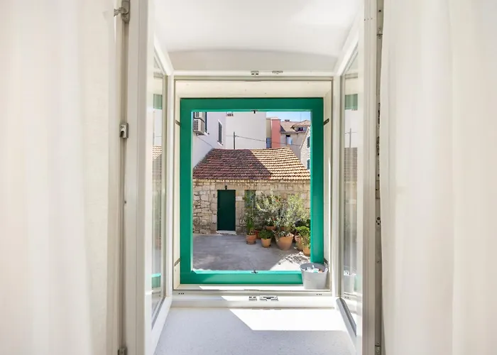 Apartamento Deluxe Dino In The Old Town Of *