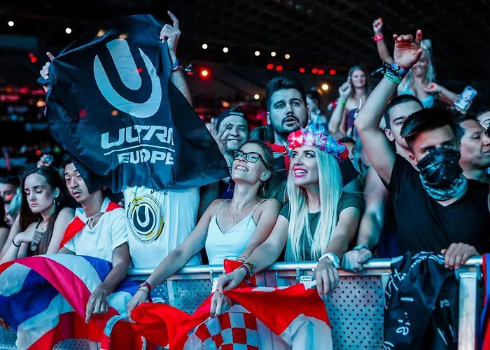 Lägenhet Deluxe Dino In The Old Town Of *