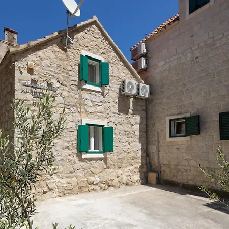 Apartmán Deluxe Dino In The Old Town Of